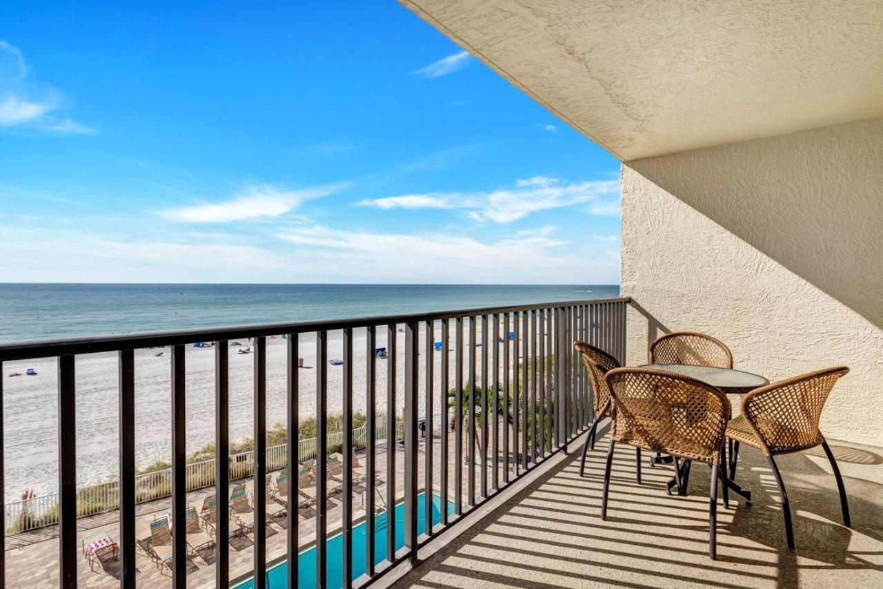 301 Sandy Shores Condos St. Pete Beach Eksteriør billede