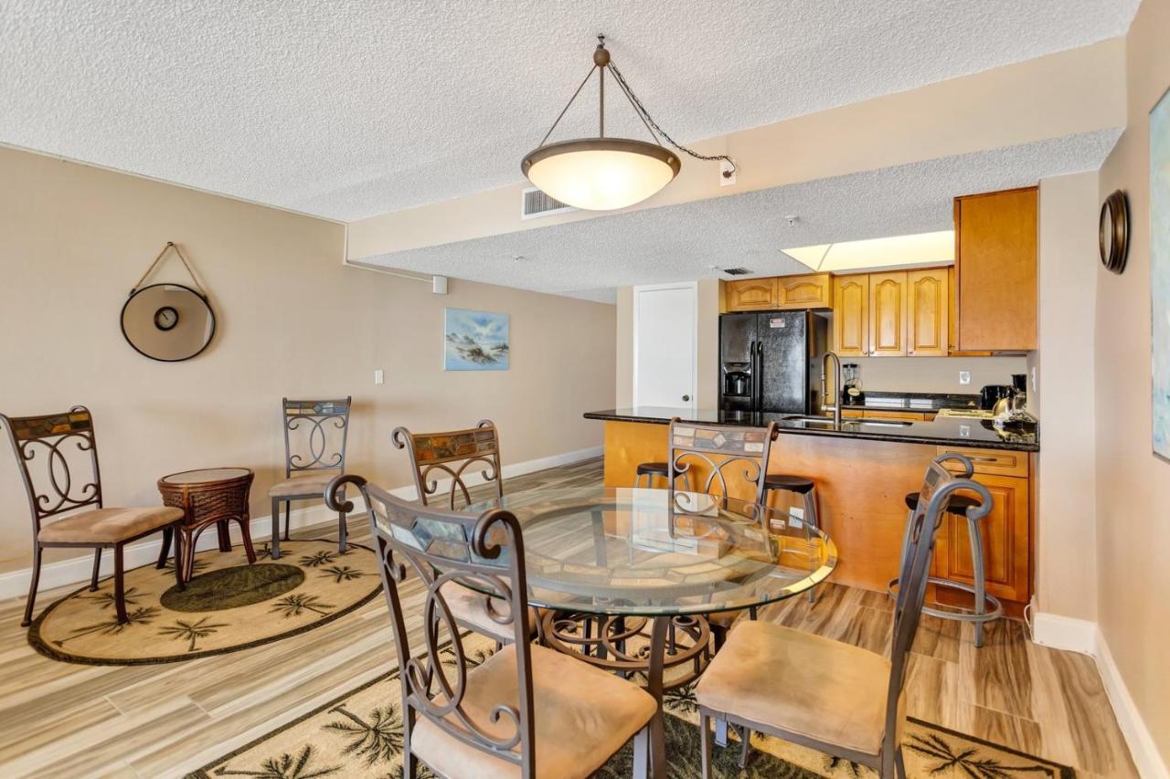301 Sandy Shores Condos St. Pete Beach Eksteriør billede