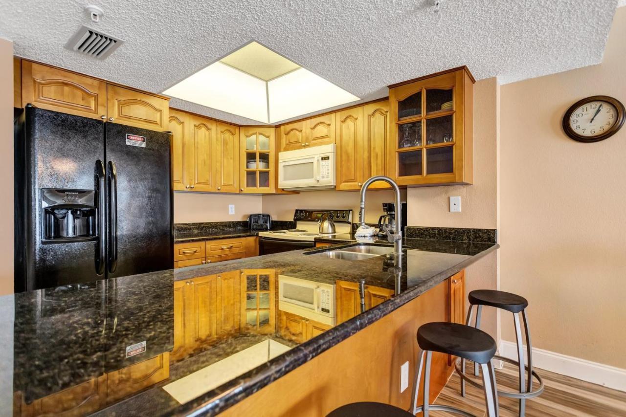 301 Sandy Shores Condos St. Pete Beach Eksteriør billede